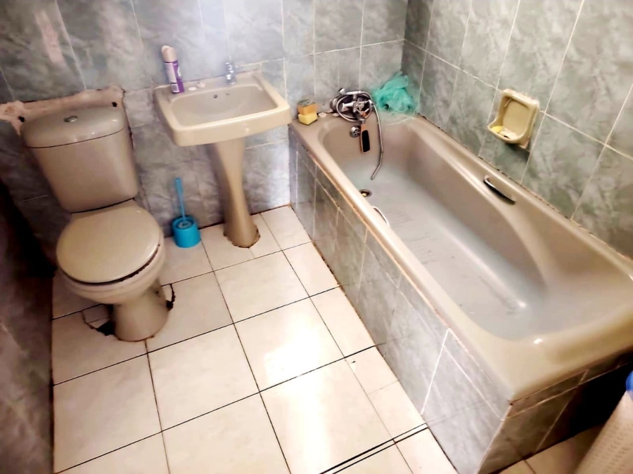 3 Bedroom Property for Sale in Amalinda Eastern Cape